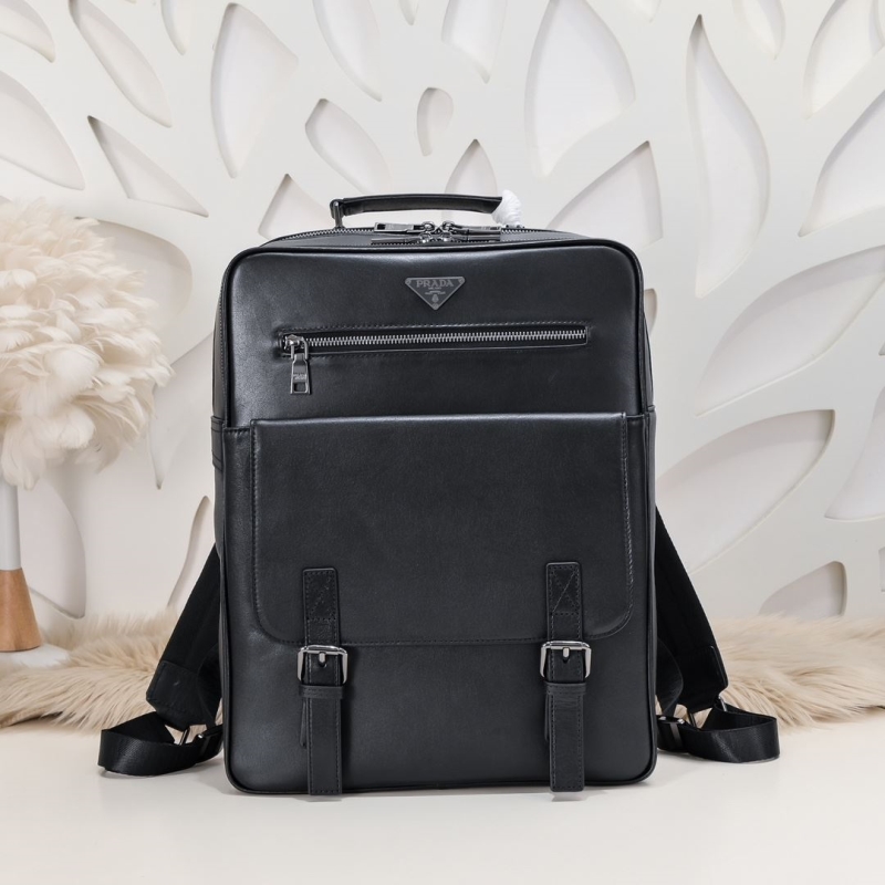 Pra*a backpacks